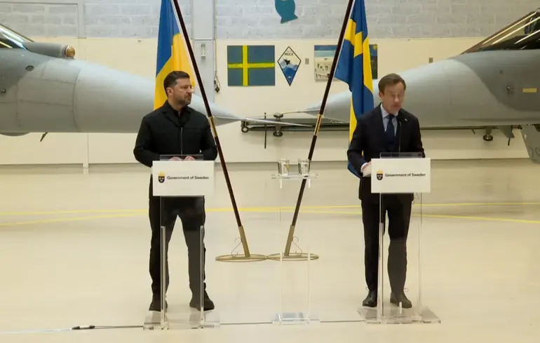 Швеция передает Украине 16 истребителей Gripen. Их поставят в начале 2027 года