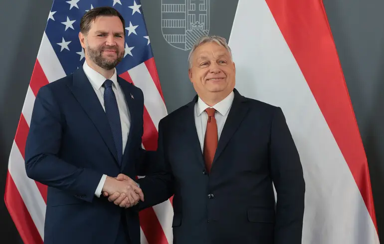 Орбану готовят кресло в ООН, чтобы спасти от Будапешта — расследование VSquare