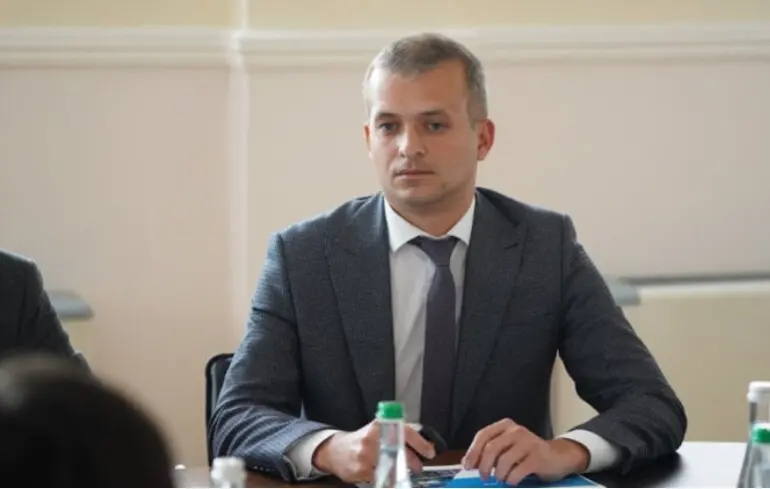 Корупція у Мінінфраструктури: НАБУ і САП оголосили нову підозру ексзаступнику міністра