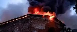 ГСЧС показала последствия ночного удара РФ по Хмельницкой области: горели предприятия
