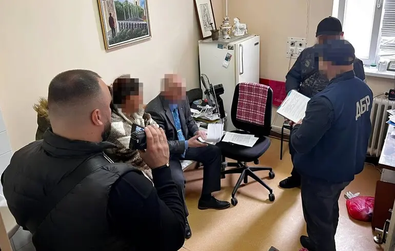 Суд конфисковал у Паука 12 млн грн: деньги экс-главы ВЛК передали в АРМА