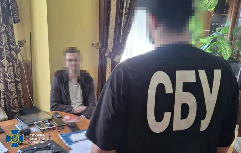 Работник оборонного завода на Закарпатье собирал данные для российского ГРУ