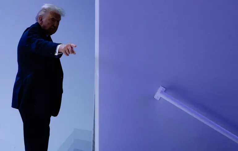 Трамп загнал себя в угол. Готов ли он забыть об Иране?