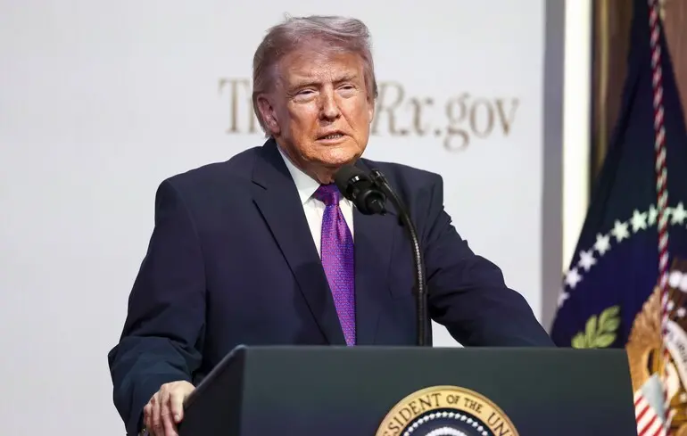 Трамп заявил, что хотел бы встретиться с верховным лидером Ирана