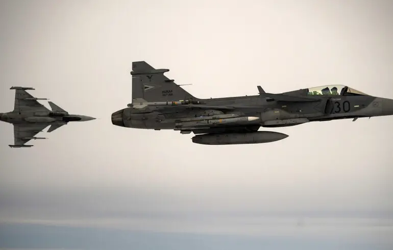 Винищувач Gripen пройдуть бойове хрещення в Україні — Reuters