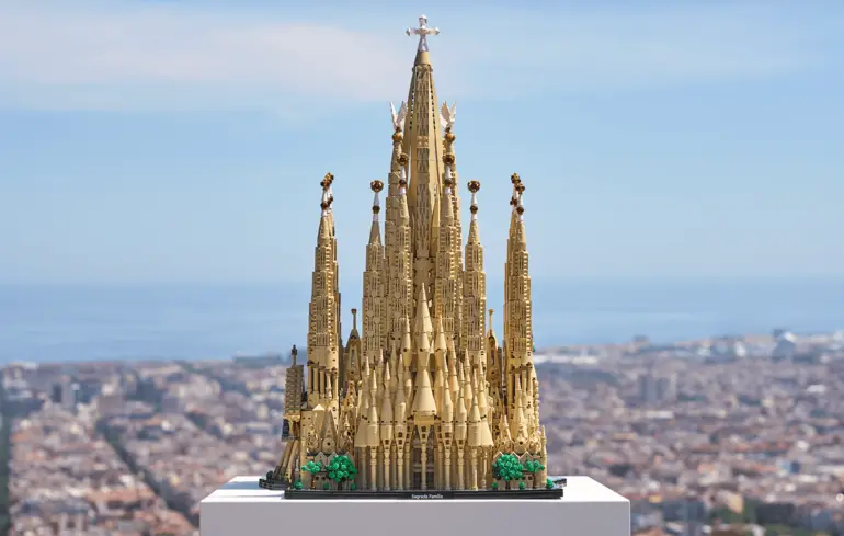 LEGO выпустит самый большой конструктор в истории: более 12 тысяч деталей в наборе