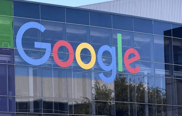 Бракує потужностей для ШІ: Google платитиме SpaceX $920 мільйонів щомісяця
