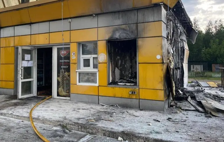 Атака на Чернігівщину: окупанти вдарили по агропідприємству 