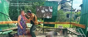 Войска РФ сбросили авиабомбы на поселок в Запорожской области: трое погибших