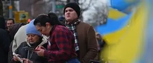 Омбудсман рассказал, сколько людей покинули Украину с начала войны