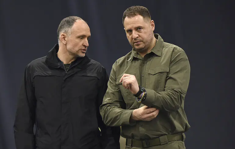 Єрмак погоджував із Веронікою "Феншуй" не лише кандидатуру Т