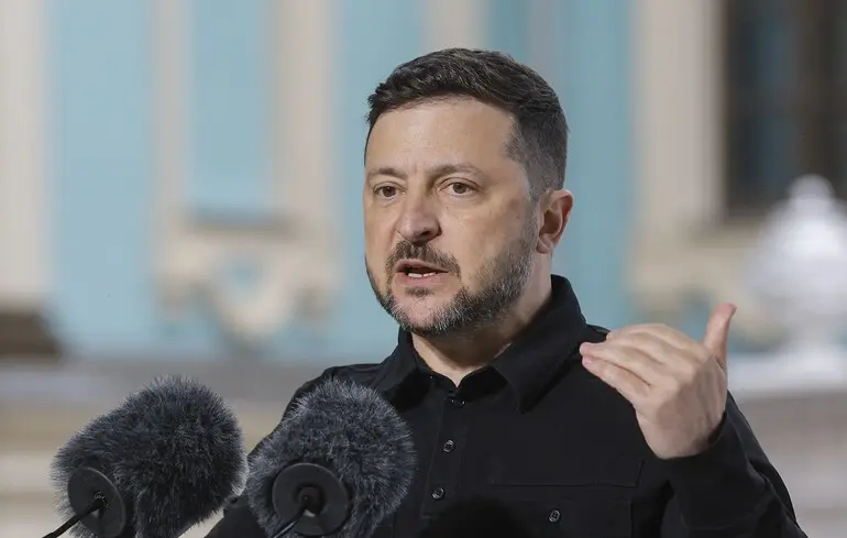 "Народ України врятує своїх дітей": Зеленський готовий замор