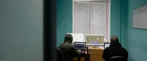 Половина компаний — 