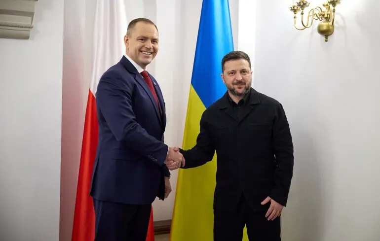 У Польщі розглянули питання позбавлення Зеленського Ордена Білого Орла