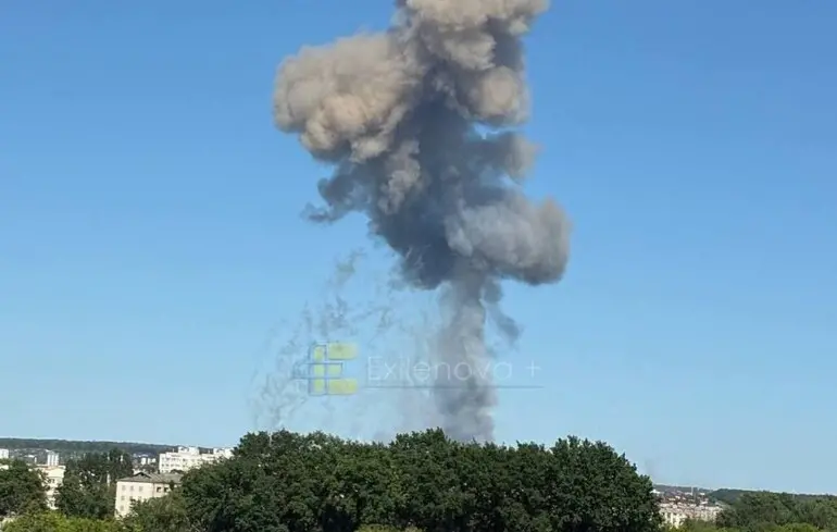 В Генштабе подтвердили удар по складу БК в Белгородской области и уничтожение резервуаров в порту Мариуполя