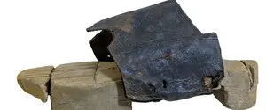 Археологи нашли самые древние в мире банные «тапочки»