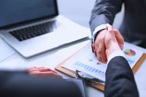 Лоббировать разрешено, но только при согласии государства и по его правилам