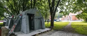 В центрі Таллінна з'явилося мобільне укриття