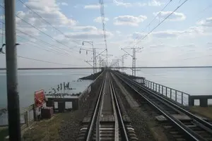 Дроны вновь атаковали мосты в районах Чонгара и Геническа