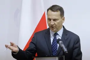 Сикорский: Украина присоединится к ЕС, когда к этому будут готовы и Киев, и Брюссель