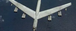 В США разбился стратегический бомбардировщик B-52: что известно