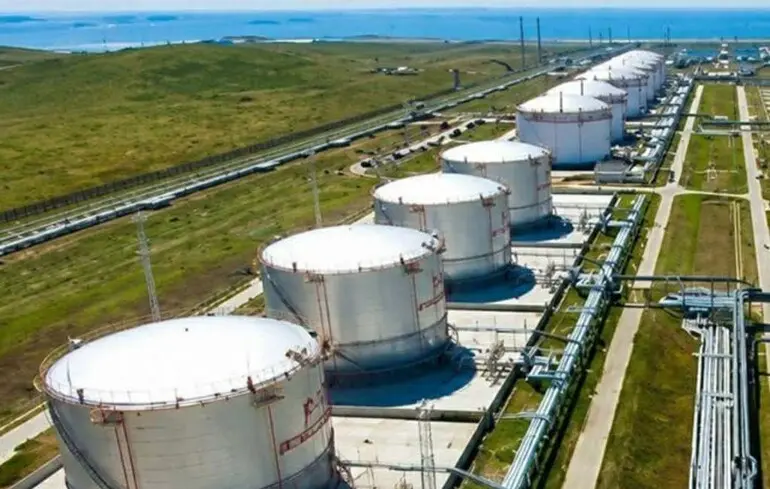 Єврокомісія посилює обмеження: операторам ЄС заборонять торгівлю ЗПГ із РФ з 2027 року — Reuters