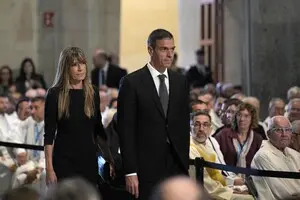 Супруга премьер-министра Испании предстанет перед судом по обвинению в коррупции