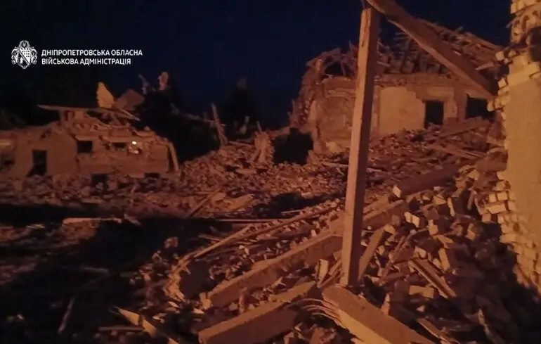 Один человек погиб, девять получили ранения: фото последствий обстрела Днепропетровской области