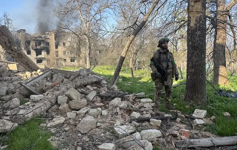 Костянтинівка не оточена, але ситуація там важча, ніж офіційно заявляє українське командування — військові