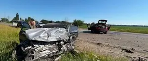 В Киевской области столкнулись Renault и Nissan: пять погибших, двое раненых
