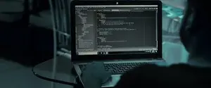 Начинающий хакер взломал 14 компаний с помощью Claude и Codex: большую часть работы выполнил ИИ