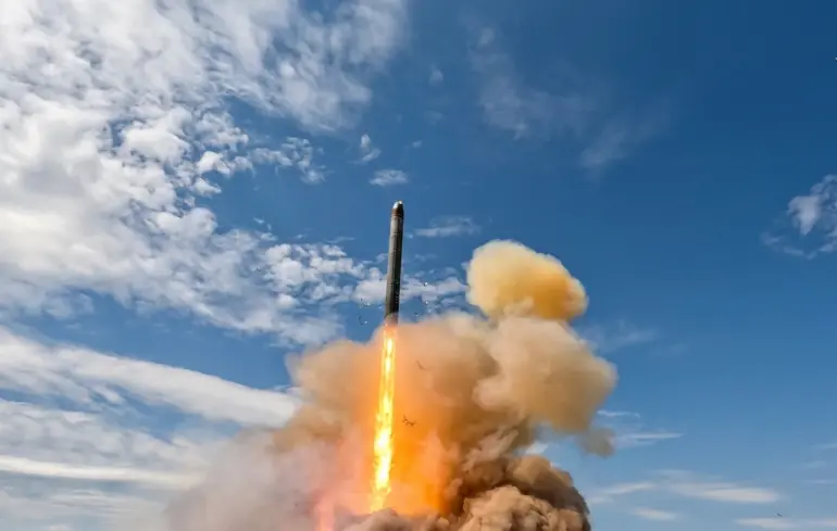The Makers of Nuclear Blackmail. Who Builds Sarmat Missiles for Putin