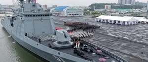 Ким Чен Ын заявил о развитии ядерного флота: КНДР приняла на вооружение новый эсминец