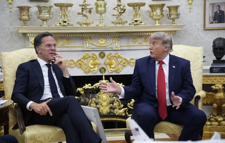 «Ефект Трампа» та яскраві плакати: Рютте намагався пом’якшити гнів президента США щодо НАТО