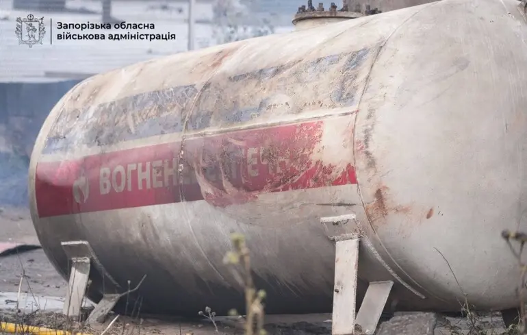 Росія почала знищувати українські АЗС