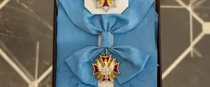 Скільки поляків підтримує позбавлення Зеленського ордена Білого Орла — опитування