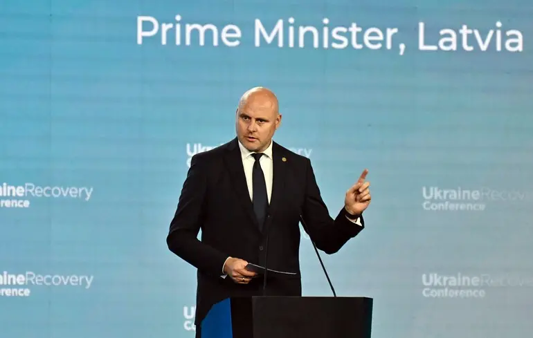Новий прем'єр Латвії Кулбергс: Європа повинна зосередитися не на переговорах з РФ, а на зміцненні східного флангу