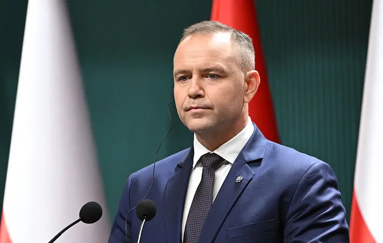 У команді Навроцького допускають скорочення контактів із Зеленським