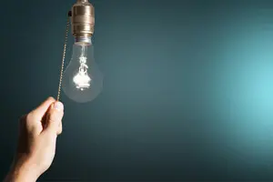 Вісім областей частково знеструмлені через негоду та удари РФ по енергетиці