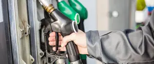 Испытание Ормузом: почему цены на АЗС не снижаются вслед за нефтью