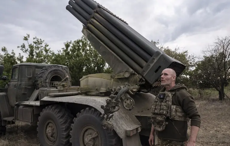 Поки західні аналітики пророкують падіння міста: у ЗСУ підтвердили, що утримують ключові позиції у Костянтинівці