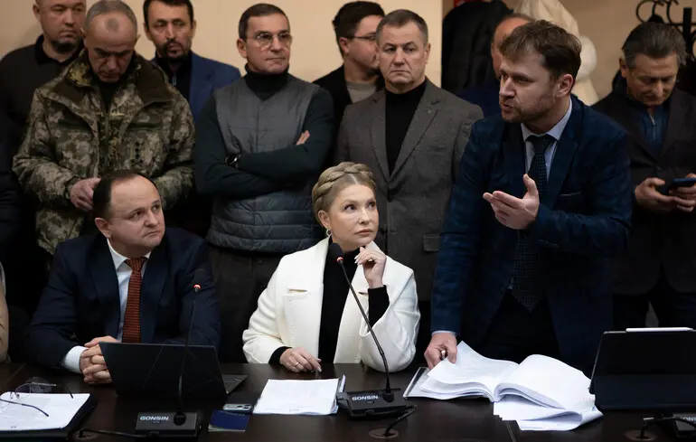 Юлії Тимошенко відмовили у передачі справи про корупцію до іншого суду