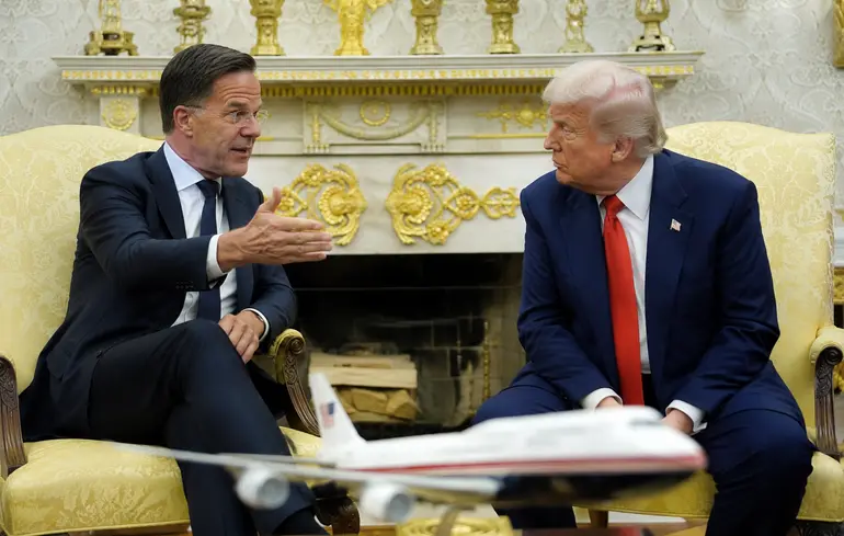 Evropa рютте готовится к сложному саммиту нато из-за требований трампа о лояльности — ap 2026 62 main evropa на фоне подтвержденной белым домом двусторонней встречи президента соединенных штатов дональда трампа с президентом... Iustitia. Bg рютте готовится к сложному саммиту нато из-за требований трампа о лояльности — ap 2026 2026-07-06 00:28:00 справедливість - юстиция evropa