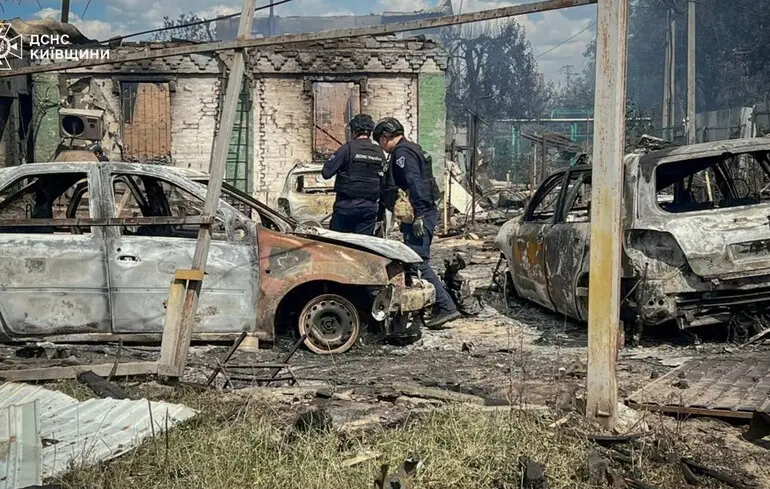 Удар росіян по Київській області: вісім людей загинули, ще 48 — поранено