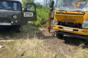 Россияне сбросили авиабомбу рядом с бригадой энергетиков в Краматорске: есть раненые