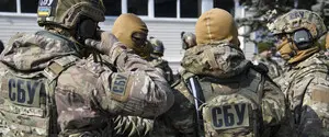 СБУ провела обыски в офисе заместителя директора компании «Украинская бронетехника». Компания заявила о клевете и избиении