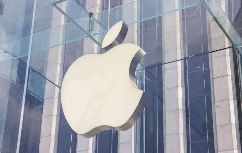 Apple звинуватила OpenAI у викраденні секретних розробок