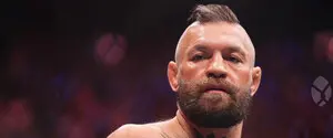 Конор Макгрегор за хвилину програв свій бій-повернення в UFC через травму ноги
