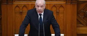 Парламент Венгрии проголосовал за отстранение президента