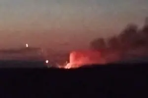У Донецьку пролунали потужні вибухи: моніторингові канали повідомили про знищення складу боєприпасів